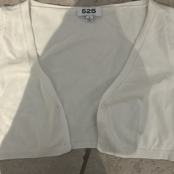 525 White Cropped Sweater (S) - Picture 6 of 7